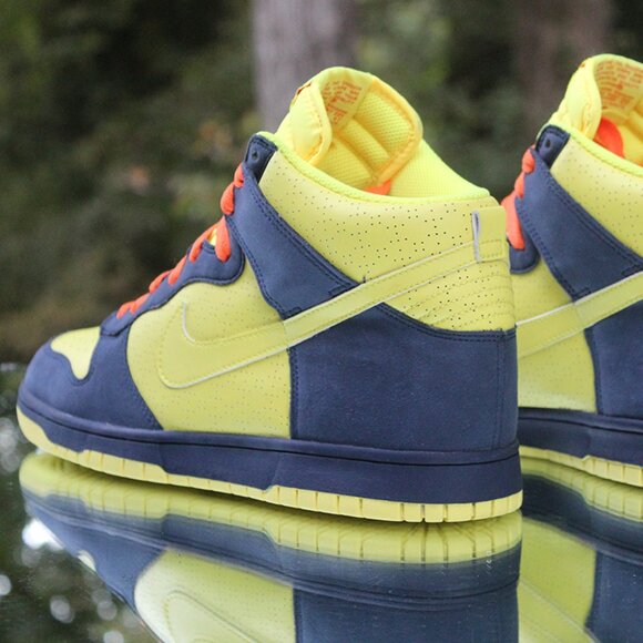 Nike Dunk High The Simpsons 2009 - Picture 15 of 16